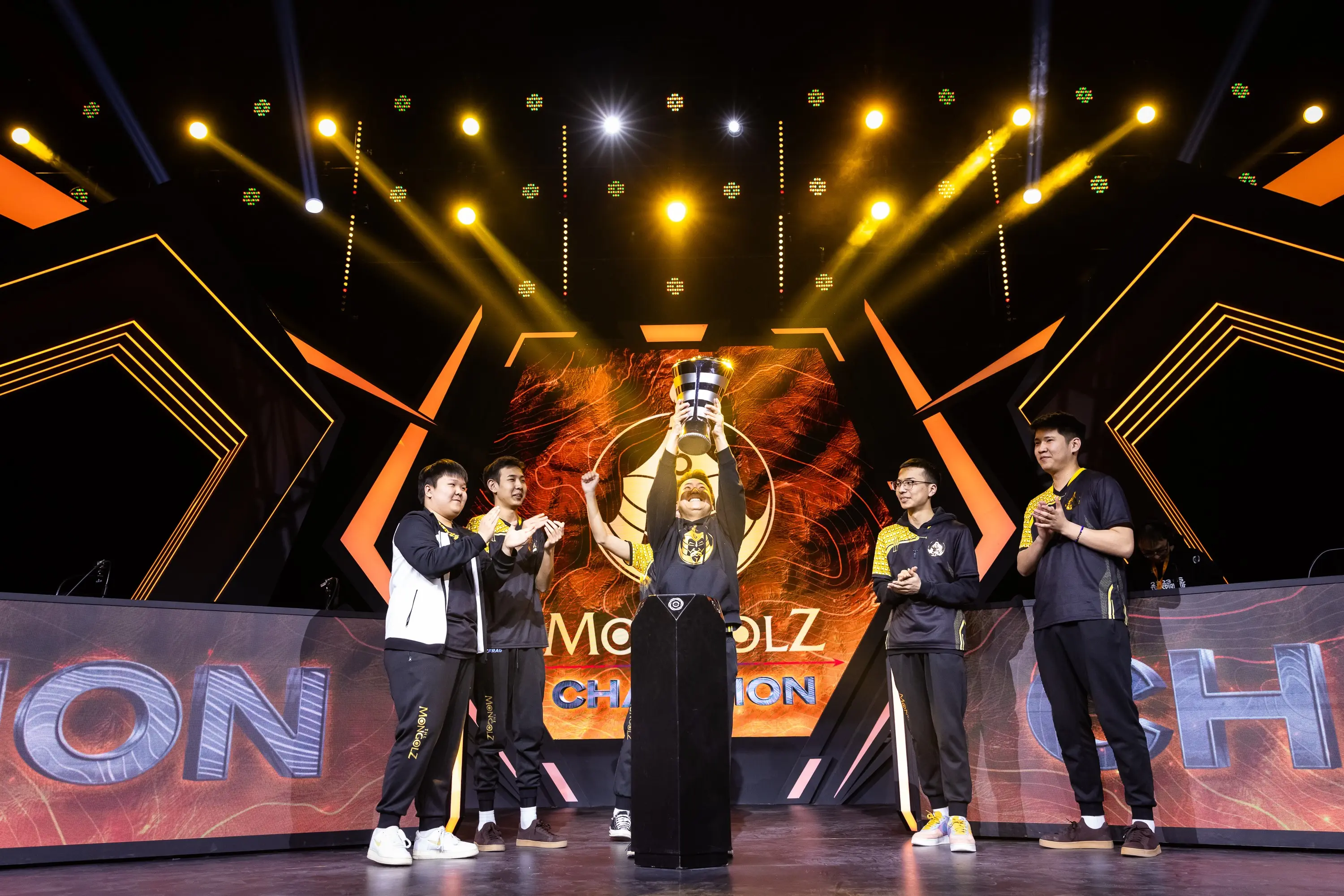 《CS:GO北美巡回赛，NiP战队技压群雄》的简单介绍