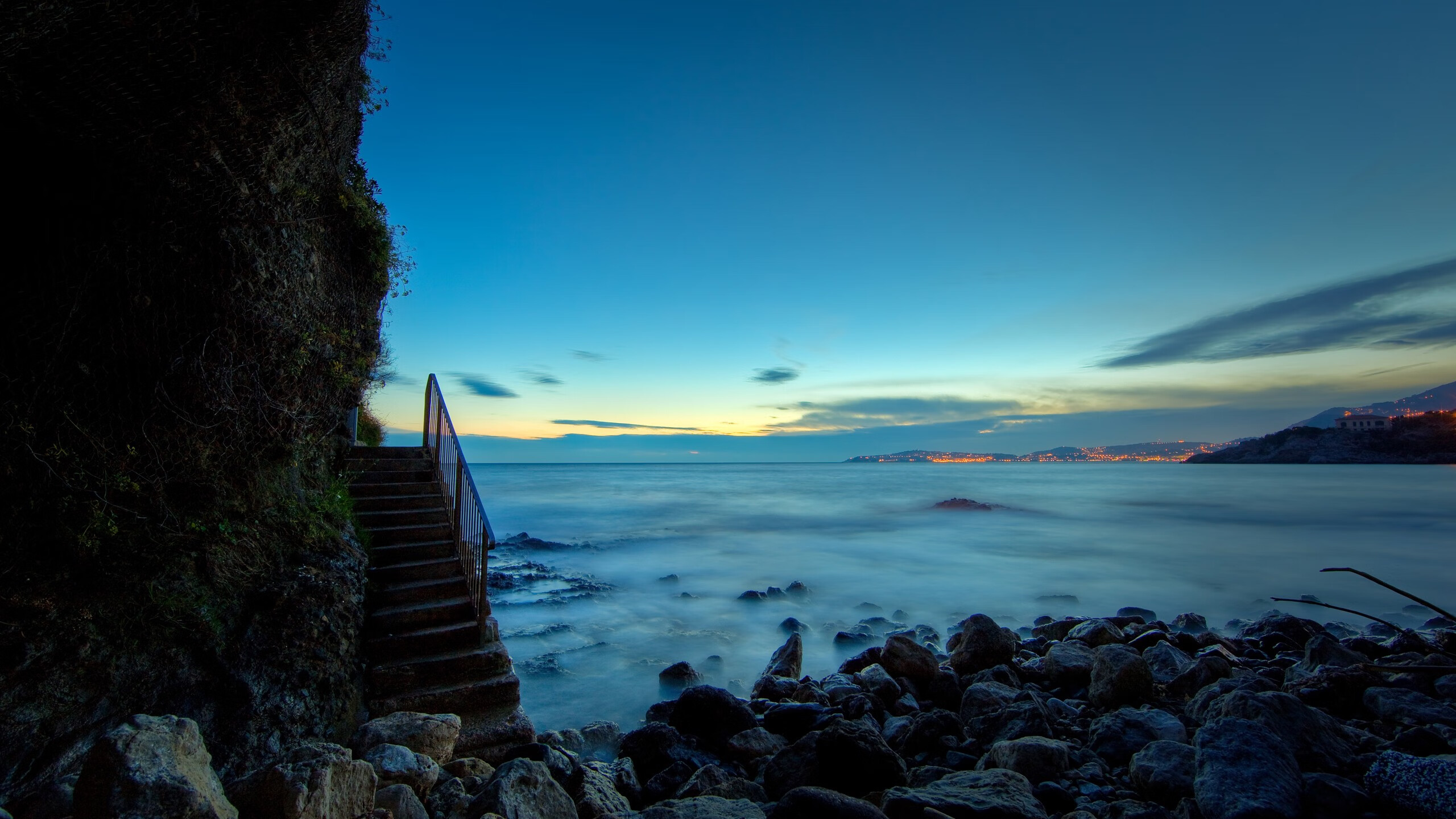 _绿军逆境重生，险胜对手半场_，绿军战绩