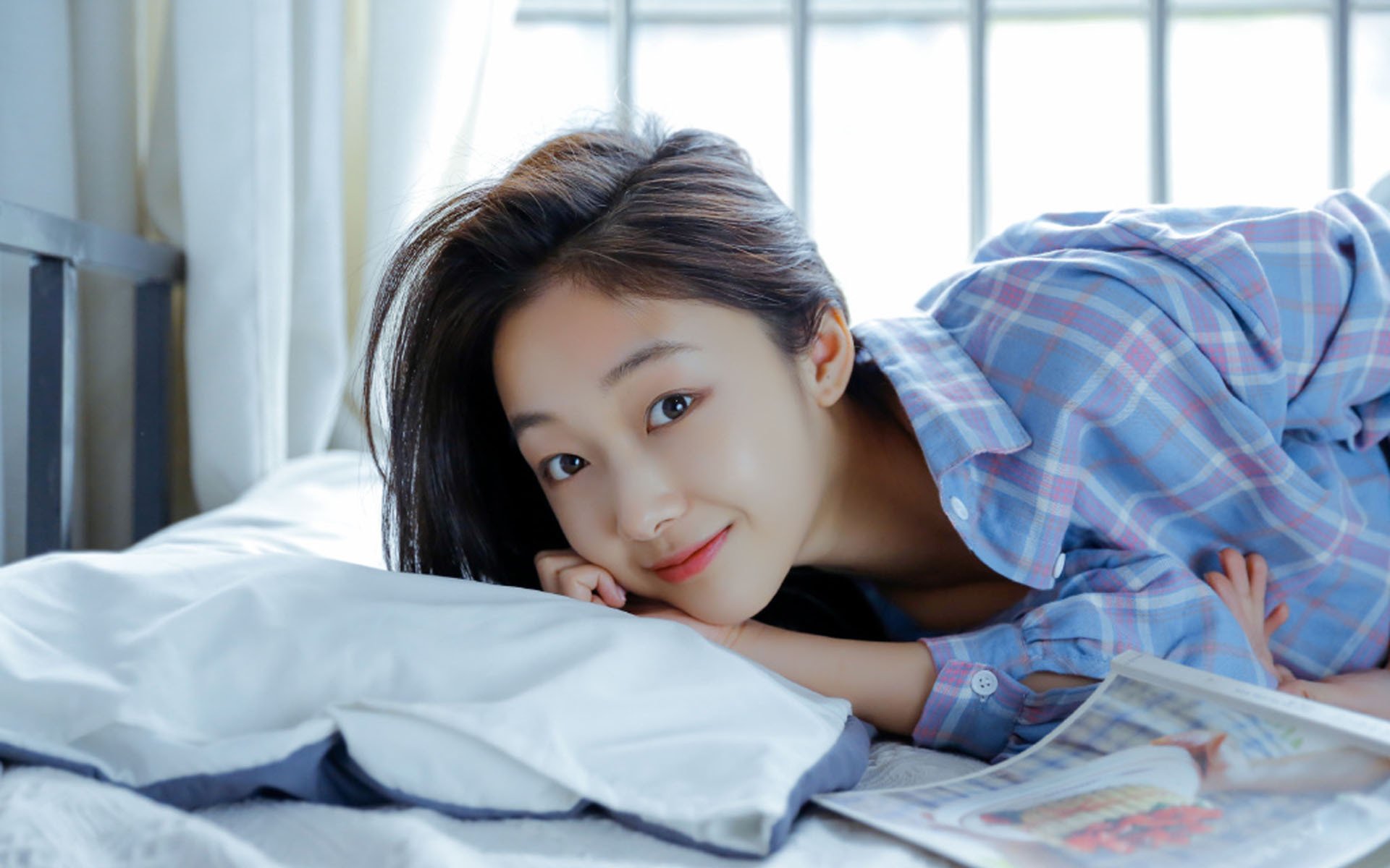 青年空中飞人比赛，挑战极限的高空飞翔，空中飞人教程