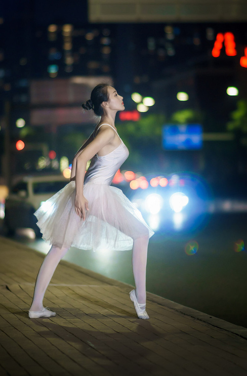 爵士大胜太阳，继续巩固西部第二位置，爵士太阳比赛直播